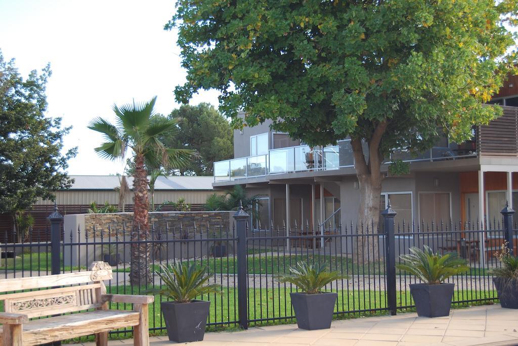 Barossa Valley Apartments Тананда Екстериор снимка
