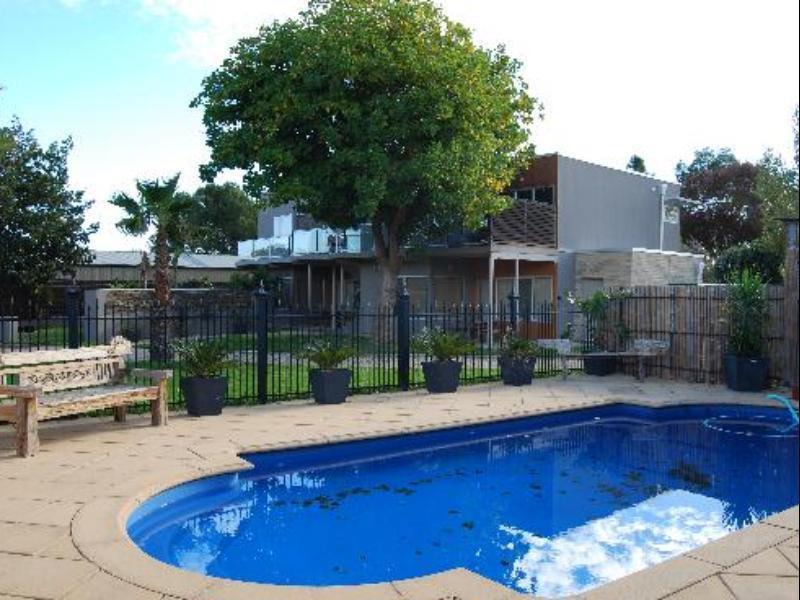 Barossa Valley Apartments Тананда Екстериор снимка
