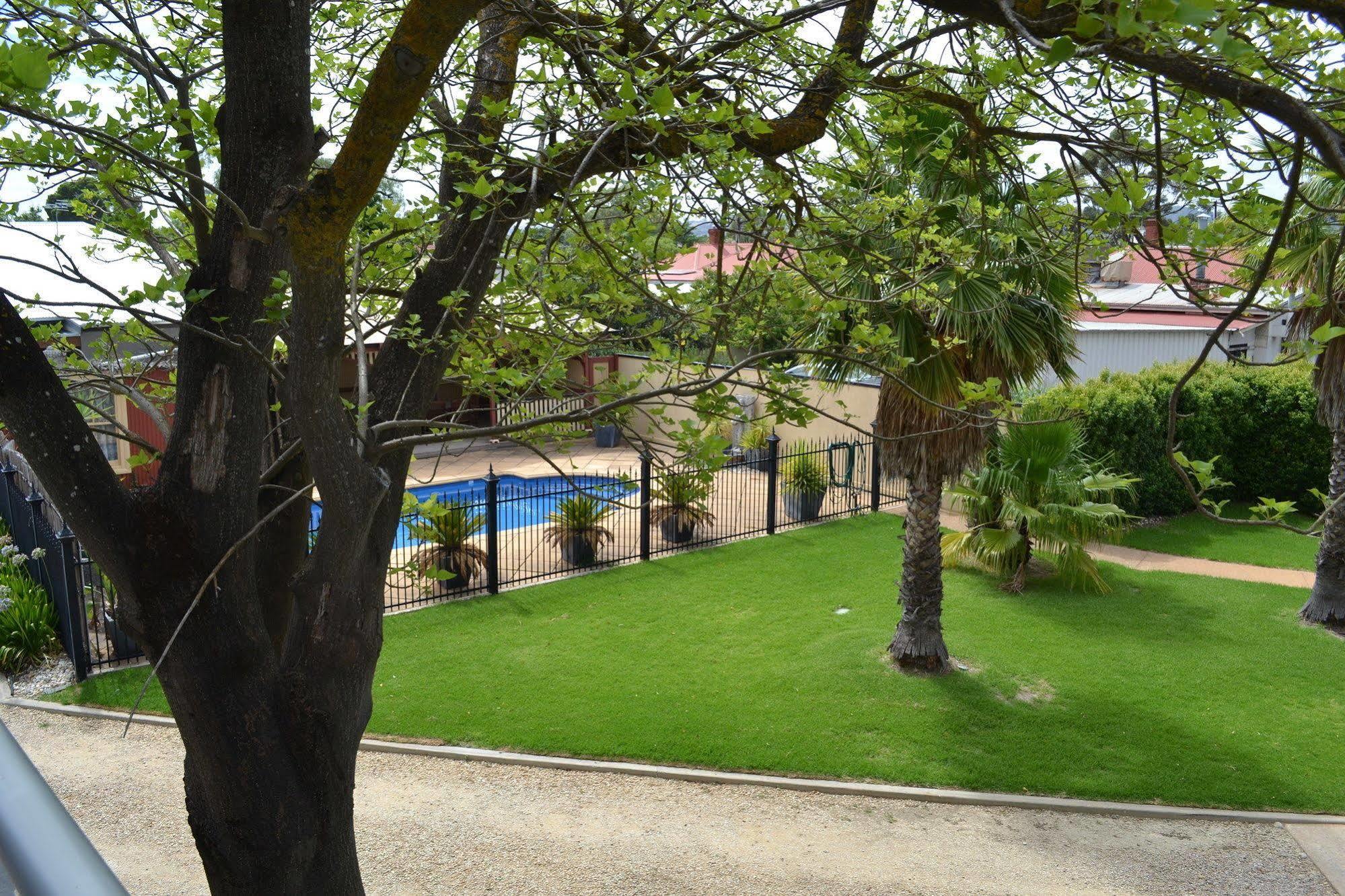 Barossa Valley Apartments Тананда Екстериор снимка