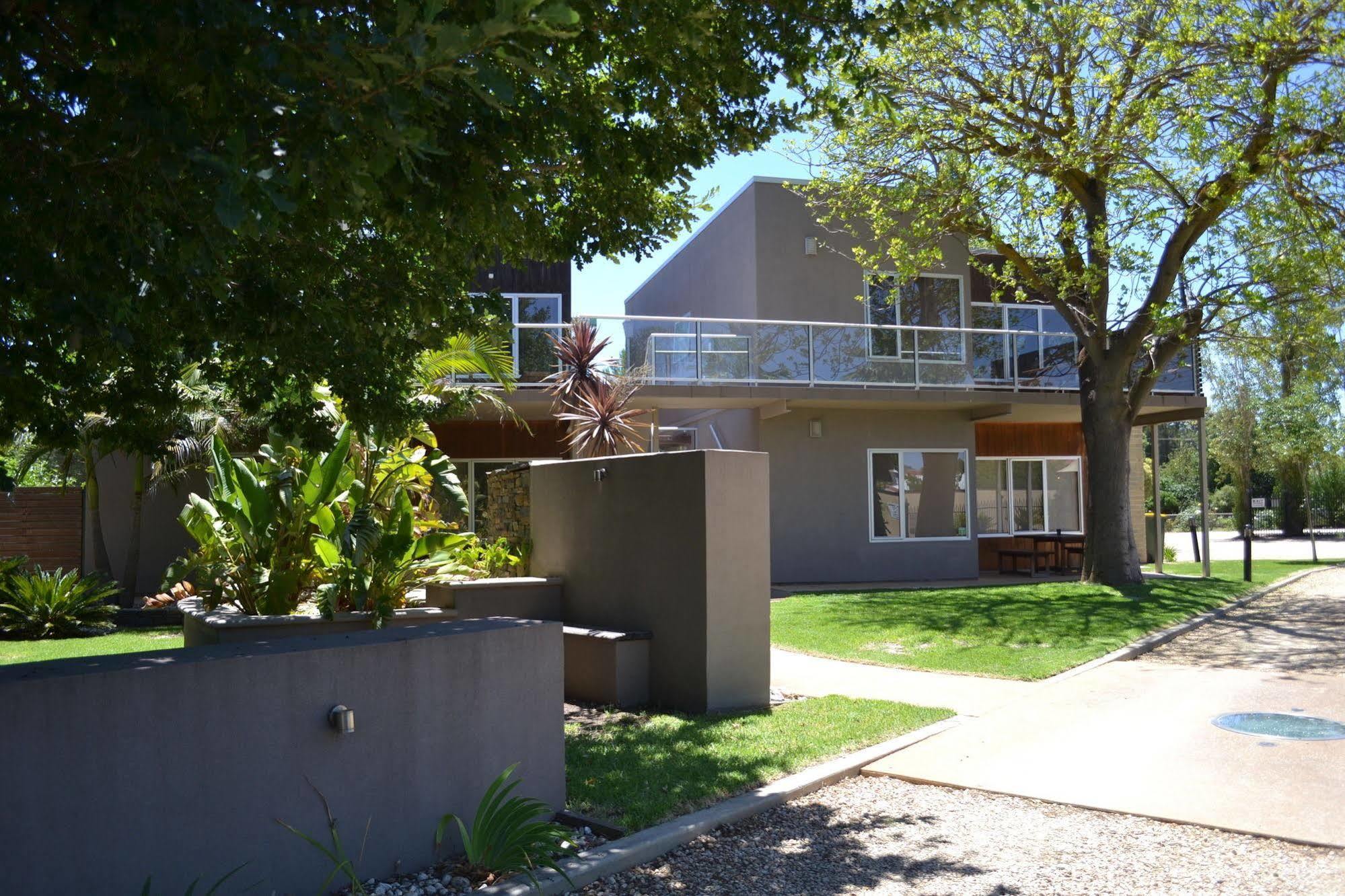 Barossa Valley Apartments Тананда Екстериор снимка