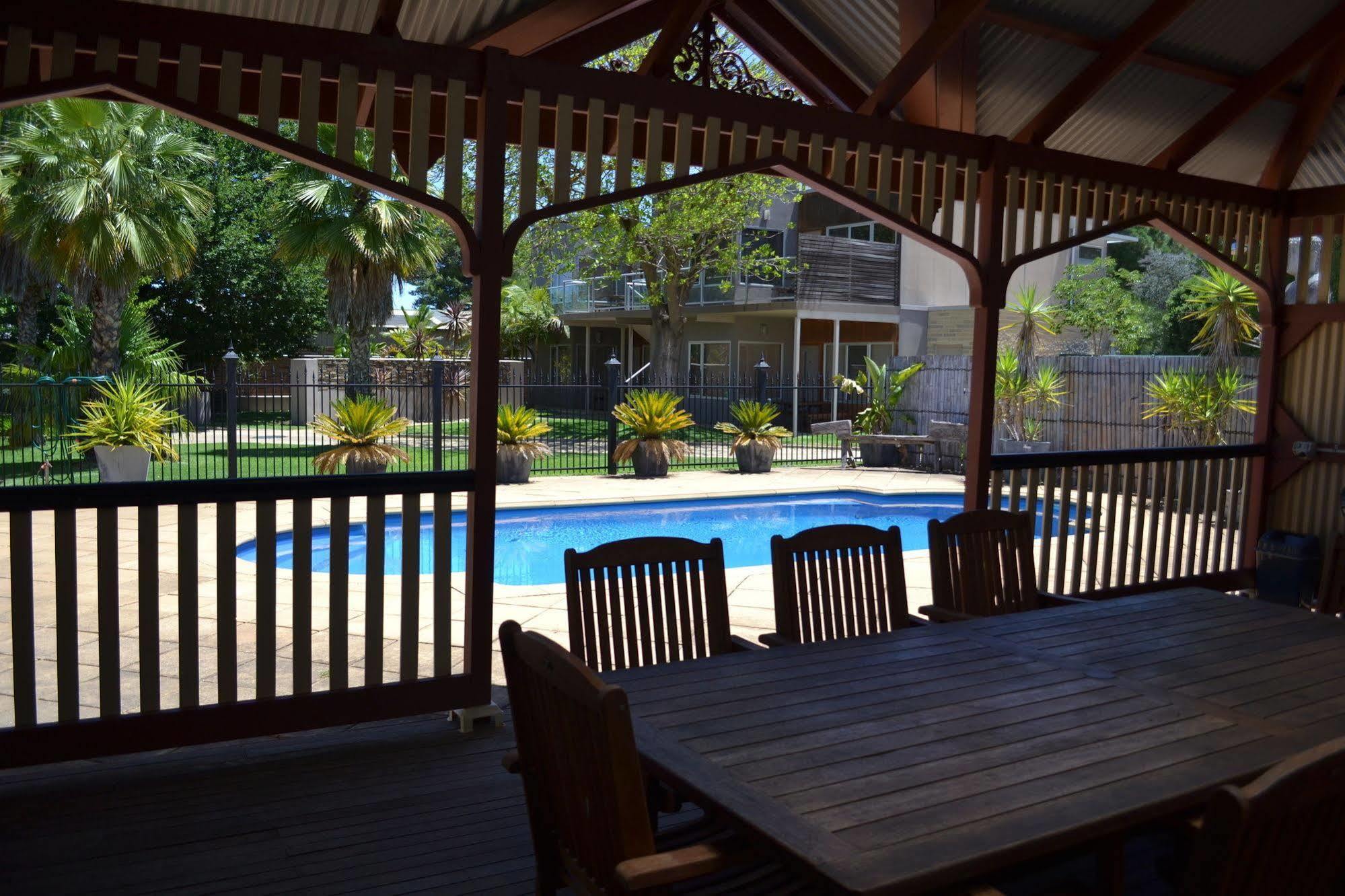 Barossa Valley Apartments Тананда Екстериор снимка