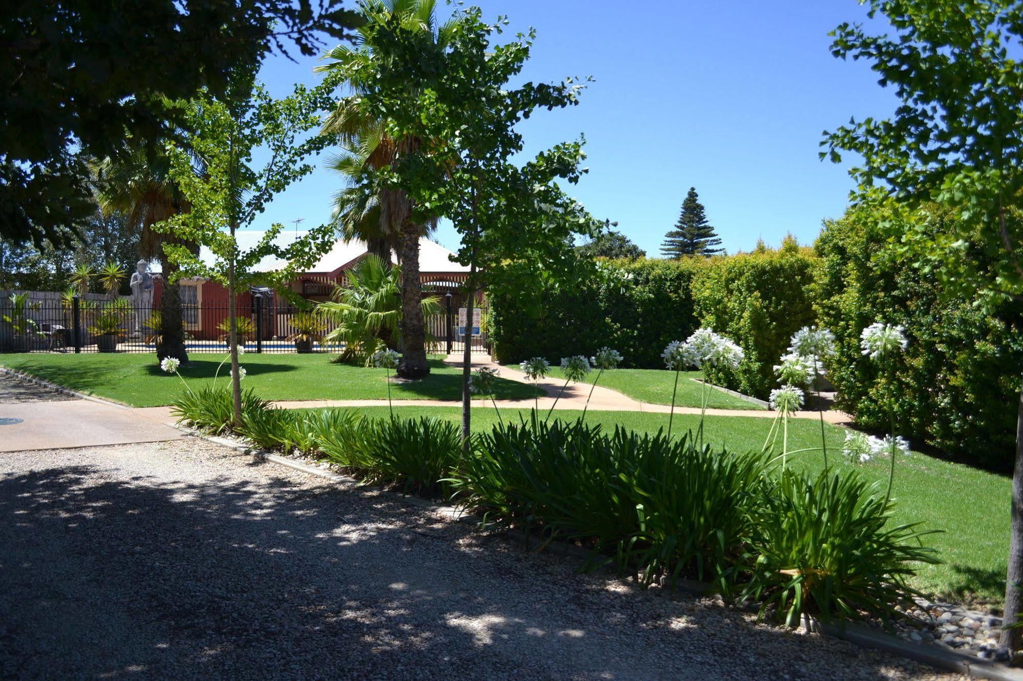 Barossa Valley Apartments Тананда Екстериор снимка